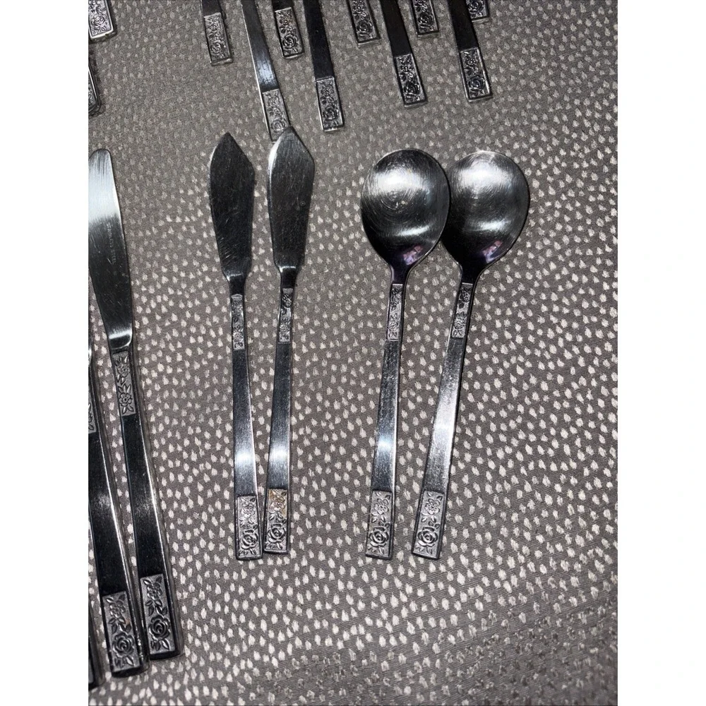 60 Stanley Roberts Rogers SRB115 Stainless Flatware Korea Knives Spoons Forks